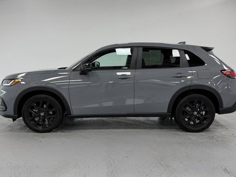Used 2023 Honda HR-V Sport image 2