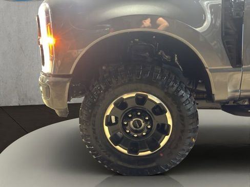 New 2026 Ford F250 XLT w/ XLT Premium Package AWD/4WD image 18