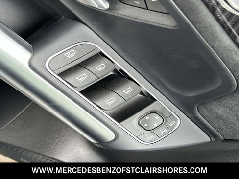 New 2026 Mercedes-Benz GLA 35 AMG 4MATIC image 16