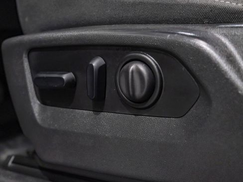 Used 2023 Chevrolet Silverado 3500 LT w/ Convenience Package image 21