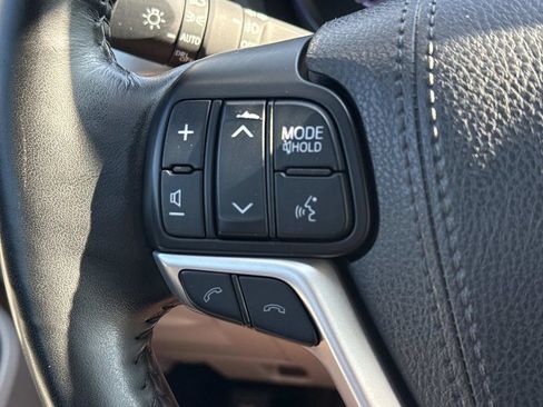 Used 2018 Toyota Highlander Limited Platinum AWD/4WD image 23