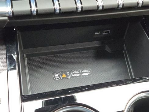 New 2026 GMC Yukon XL Elevation image 29