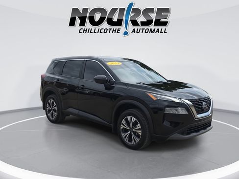 Used 2023 Nissan Rogue SV AWD/4WD image 2