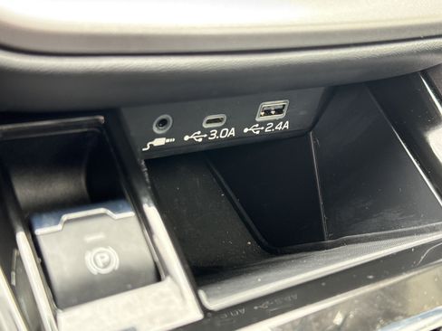 Used 2025 Subaru Outback Limited XT image 34