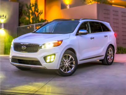 Used 2017 Kia Sorento FWD w/ LX Convenience Package