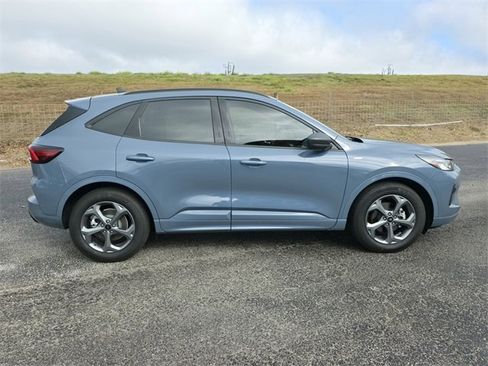Used 2024 Ford Escape ST-Line w/ Tech Pack #1 image 5