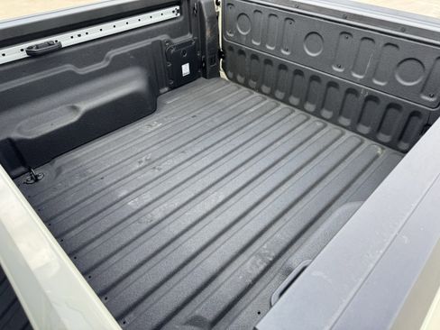 Used 2025 Ford Maverick Lariat AWD/4WD image 30