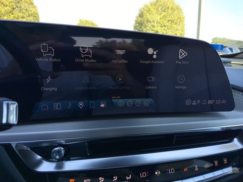 New 2026 Cadillac Lyriq Luxury image 21