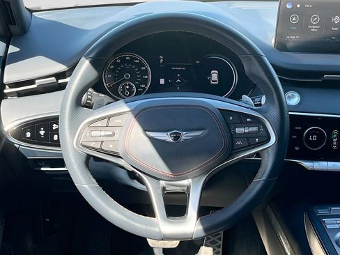 Used 2025 Genesis GV70 3.5T Sport AWD/4WD image 11