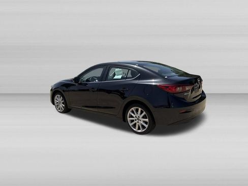 Used 2017 MAZDA MAZDA3 Touring FWD image 8