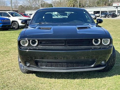 Used 2023 Dodge Challenger SXT w/ Blacktop Package image 2