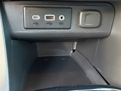 Used 2023 Buick Encore GX Preferred w/ Cold Weather Comfort Package FWD image 30