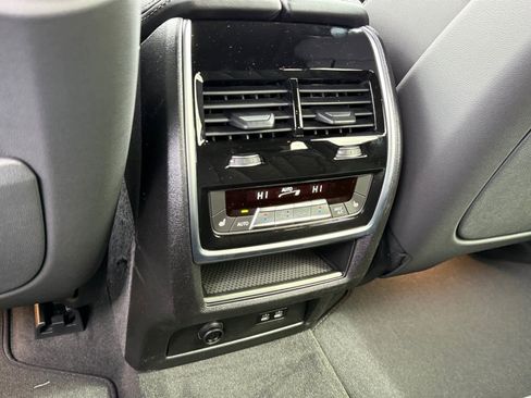 New 2026 BMW X5 xDrive40i w/ M Sport Package image 19