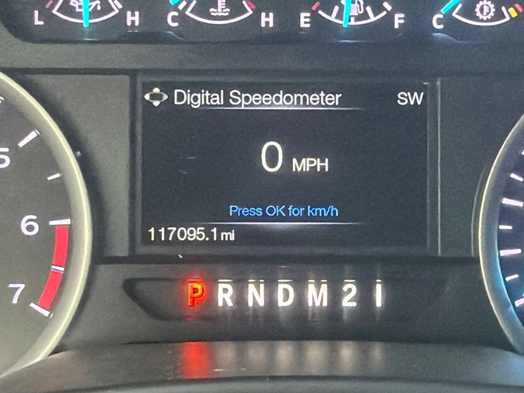 Used 2019 Ford F250 XLT w/ XLT Value Package AWD/4WD image 12