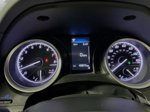 Used 2023 Toyota Camry LE image 21