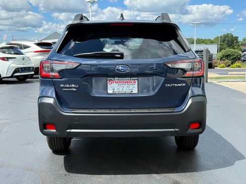 Certified 2025 Subaru Outback Premium w/ Popular Package #1A AWD/4WD image 5