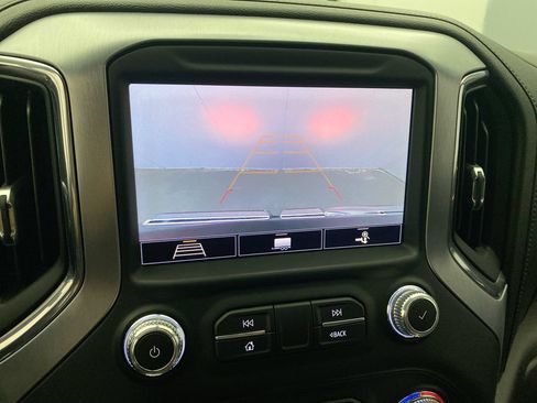 Used 2020 GMC Sierra 1500 Elevation w/ Elevation Value Package AWD/4WD image 18