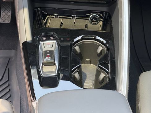 Used 2025 Audi Q5 Premium w/ Convenience Package AWD/4WD image 23