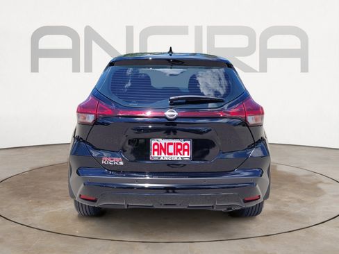 Certified 2025 Nissan Kicks Play S FWD image 11