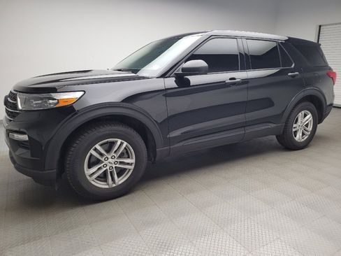 Used 2023 Ford Explorer 4WD w/ Class IV Trailer Tow Package image 2