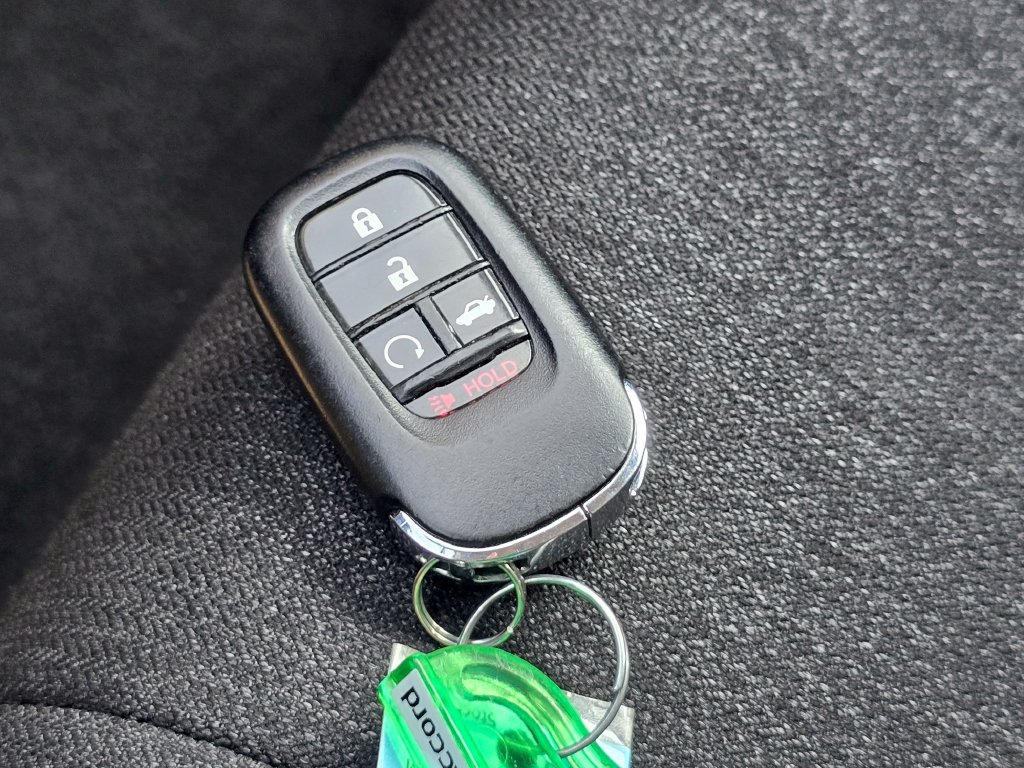 Used 2023 Honda Accord EX image 31