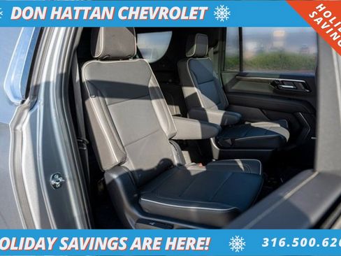 New 2025 Chevrolet Suburban Premier w/ Sun And Tow Package image 28
