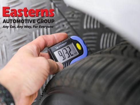 Used 2021 Tesla Model 3 Standard Range Plus image 26