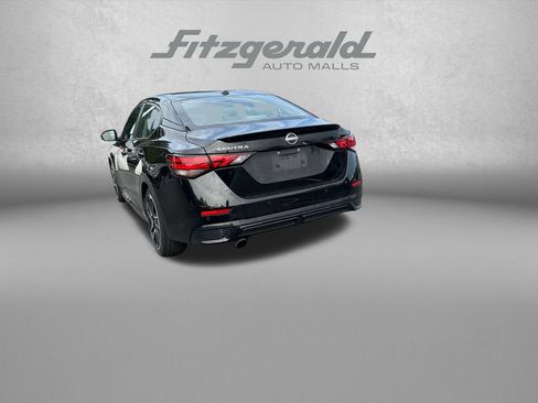 Used 2025 Nissan Sentra SR FWD image 6