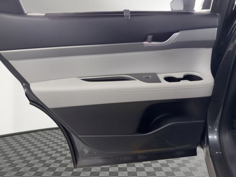 Used 2020 Hyundai Palisade SEL FWD image 17