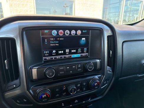 Used 2017 Chevrolet Silverado 1500 LT w/ All Star Edition AWD/4WD image 10