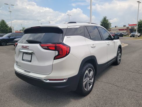 Used 2021 GMC Terrain SLT FWD image 3