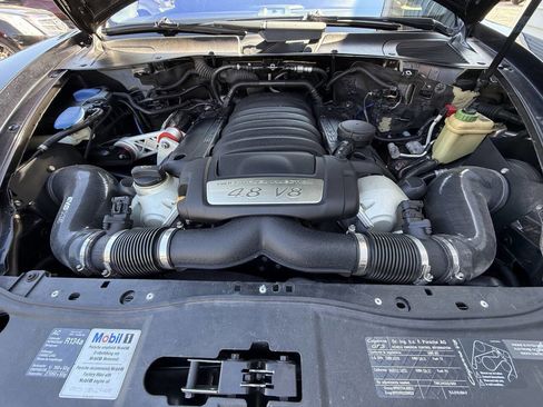 Used 2009 Porsche Cayenne GTS image 33