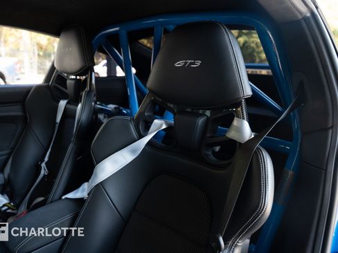 Used 2022 Porsche 911 GT3 image 21