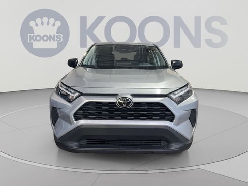 Used 2025 Toyota RAV4 LE FWD image 8