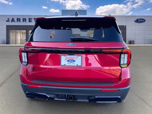New 2026 Ford Explorer ST-Line w/ ST-Line Street Pack RWD image 6