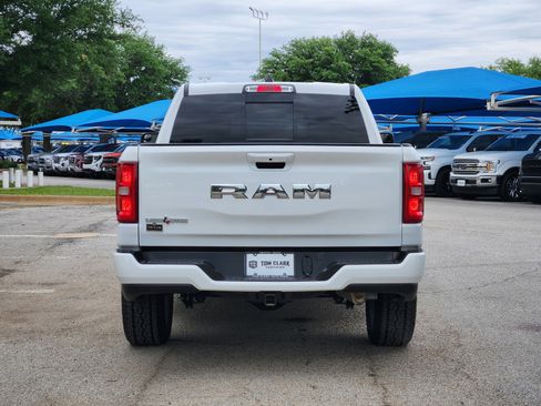 Used 2025 RAM 1500 Lone Star RWD image 31