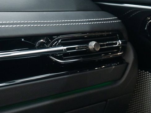 Used 2025 Aston Martin DB12 Coupe image 35