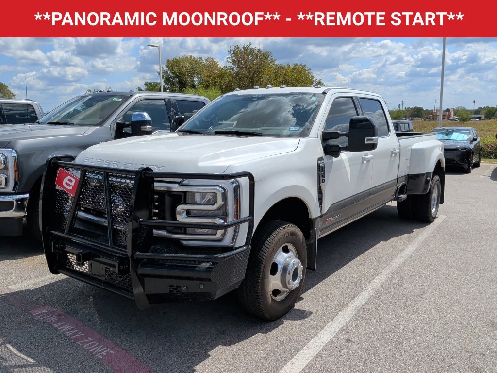Used 2025 Ford F350 King Ranch AWD/4WD image 3