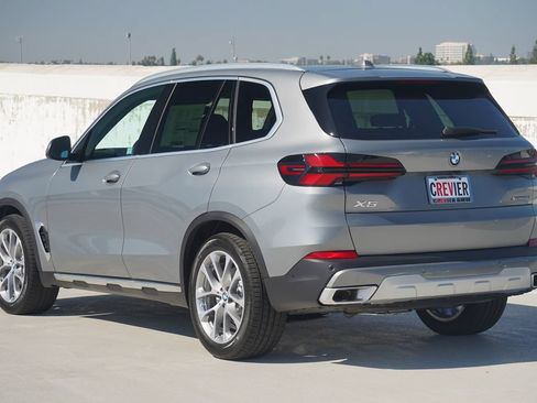 Used 2026 BMW X5 xDrive40i AWD/4WD image 7