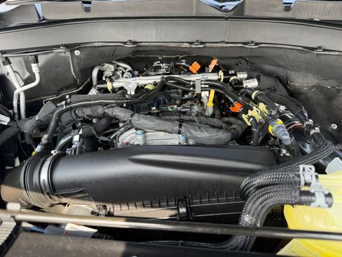 Used 2026 Ford Explorer Active RWD image 39
