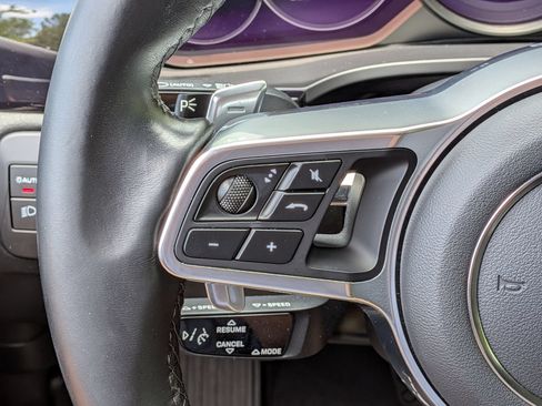 Certified 2022 Porsche Cayenne Platinum Edition AWD/4WD image 9