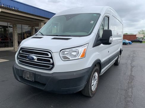 Used 2019 Ford Transit 250 148 Medium Roof RWD image 7