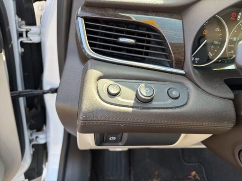 Used 2017 Buick LaCrosse Essence w/ Sun and Shade Package image 20