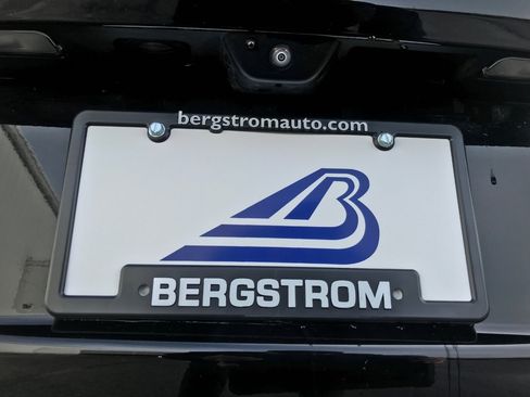 Used 2021 Jeep Grand Cherokee L Limited w/ Luxury Tech Group II image 21