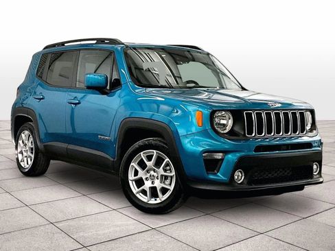 Used 2021 Jeep Renegade Latitude image 2