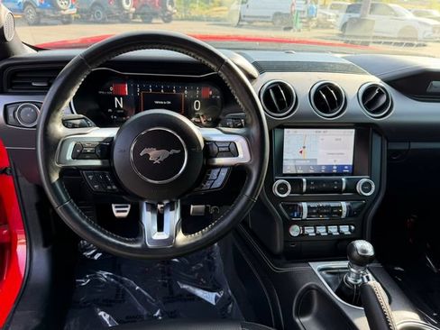 Used 2022 Ford Mustang GT Premium w/ Equipment Group 401A RWD image 16