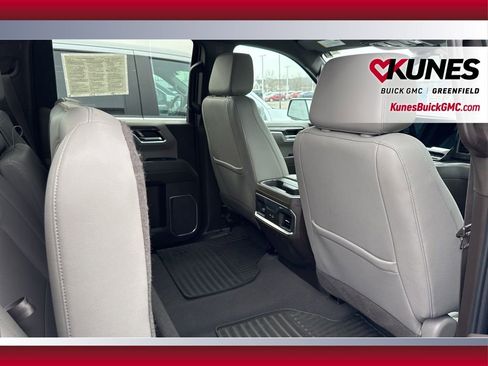 Used 2022 Chevrolet Silverado 1500 LTZ image 39