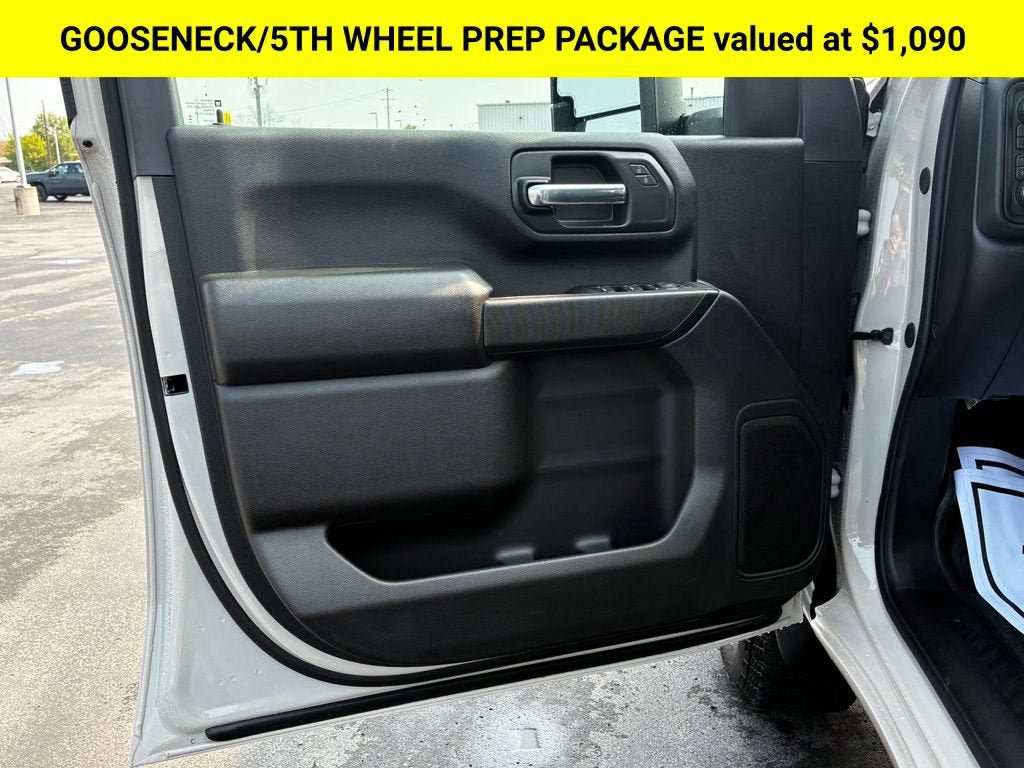 New 2026 Chevrolet Silverado 2500 Custom w/ Custom Value Package AWD/4WD image 3