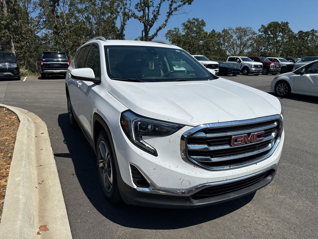 Used 2020 GMC Terrain SLT w/ Preferred Package AWD/4WD image 3