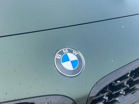 Used 2025 BMW Z4 M40i w/ Edition image 10